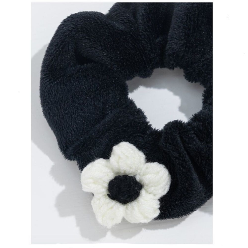 Embroidered Flower Scrunchie  - Picture 3 of 3